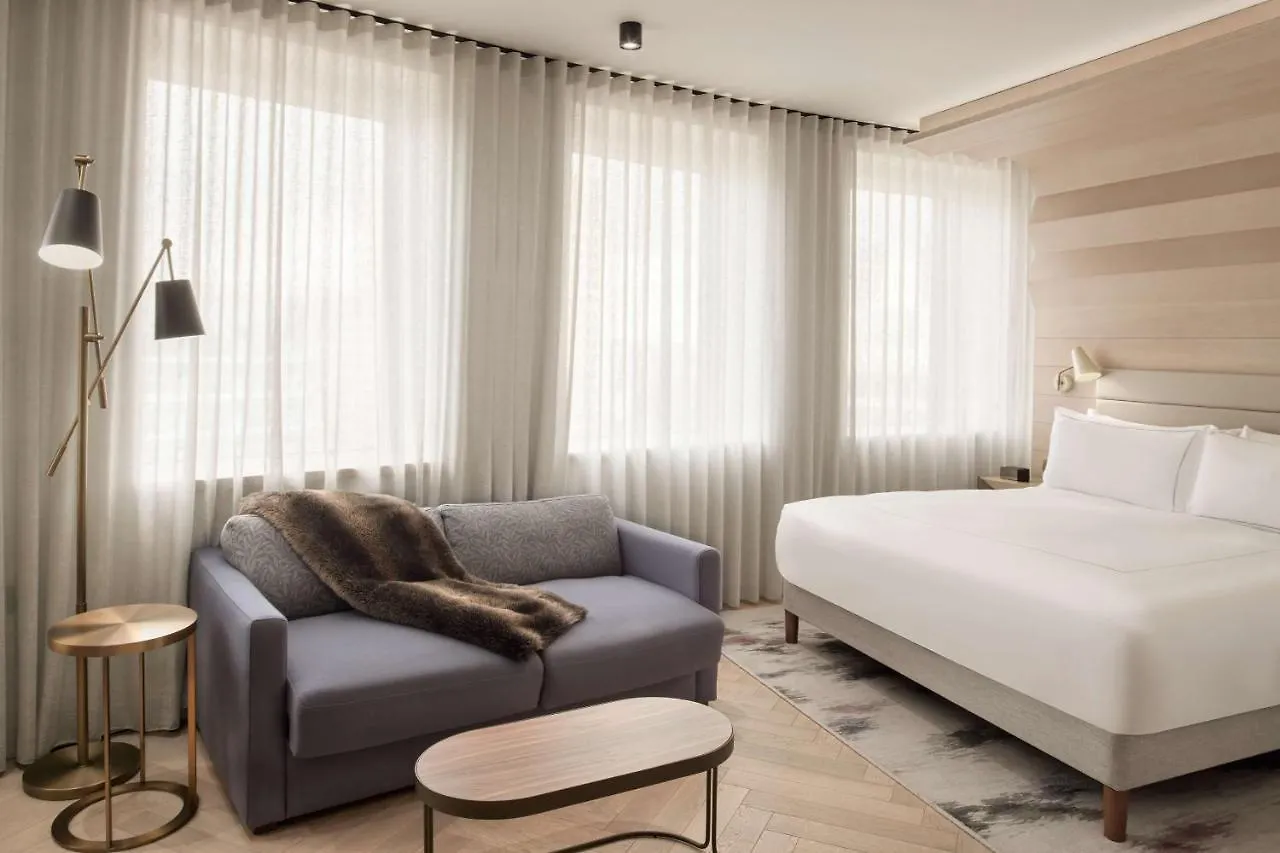 Hotel Canopy By Hilton London City