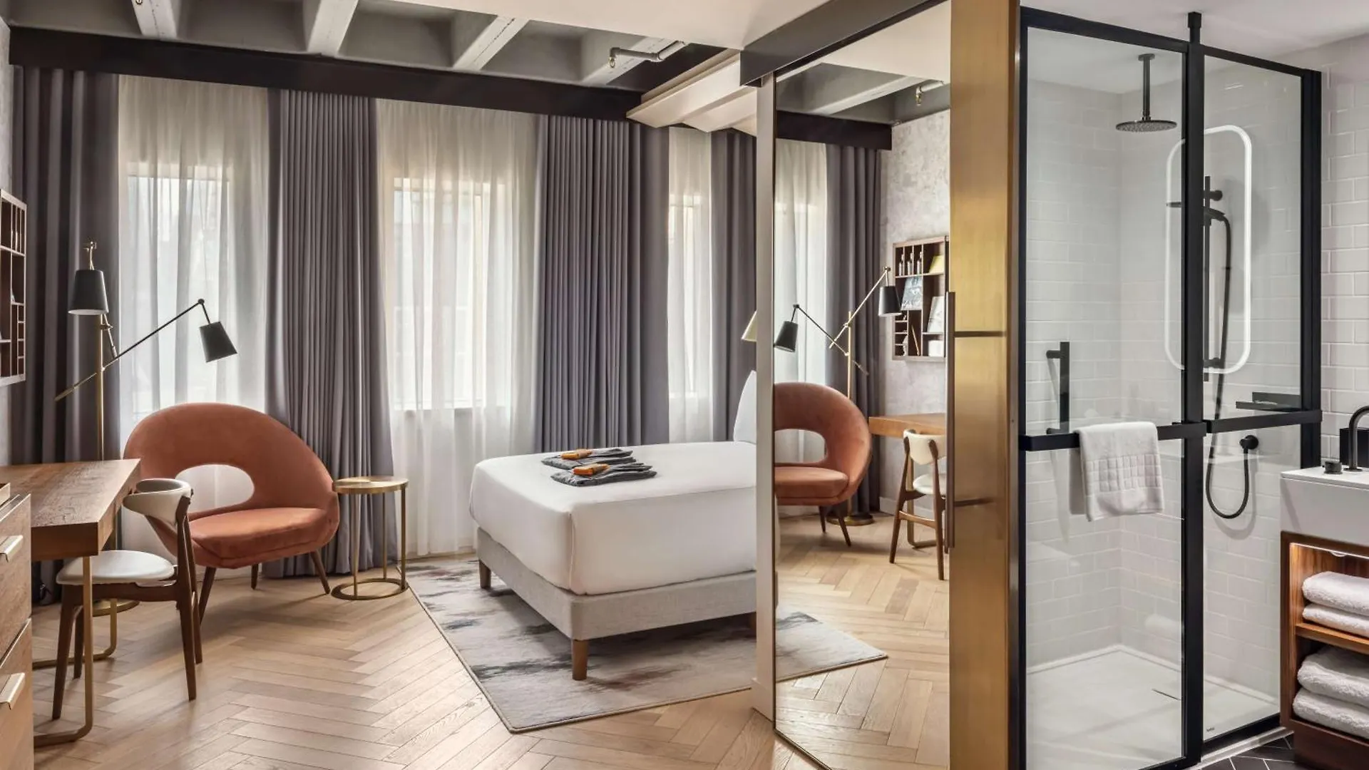**** Hotel Canopy By Hilton London City Großbritannien